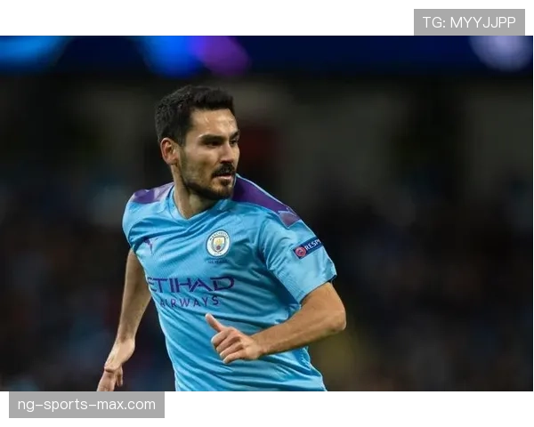 维尔茨与京多安中场角色对比：组织风格与战术功能差异解析