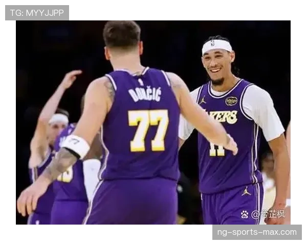 了解篮球持球突破规则，解析实战中的判定要点